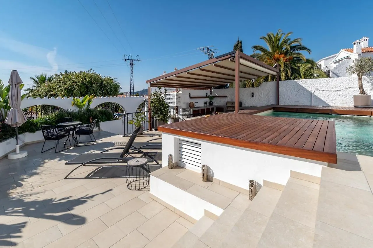 Villa Caroline Nerja 0*,